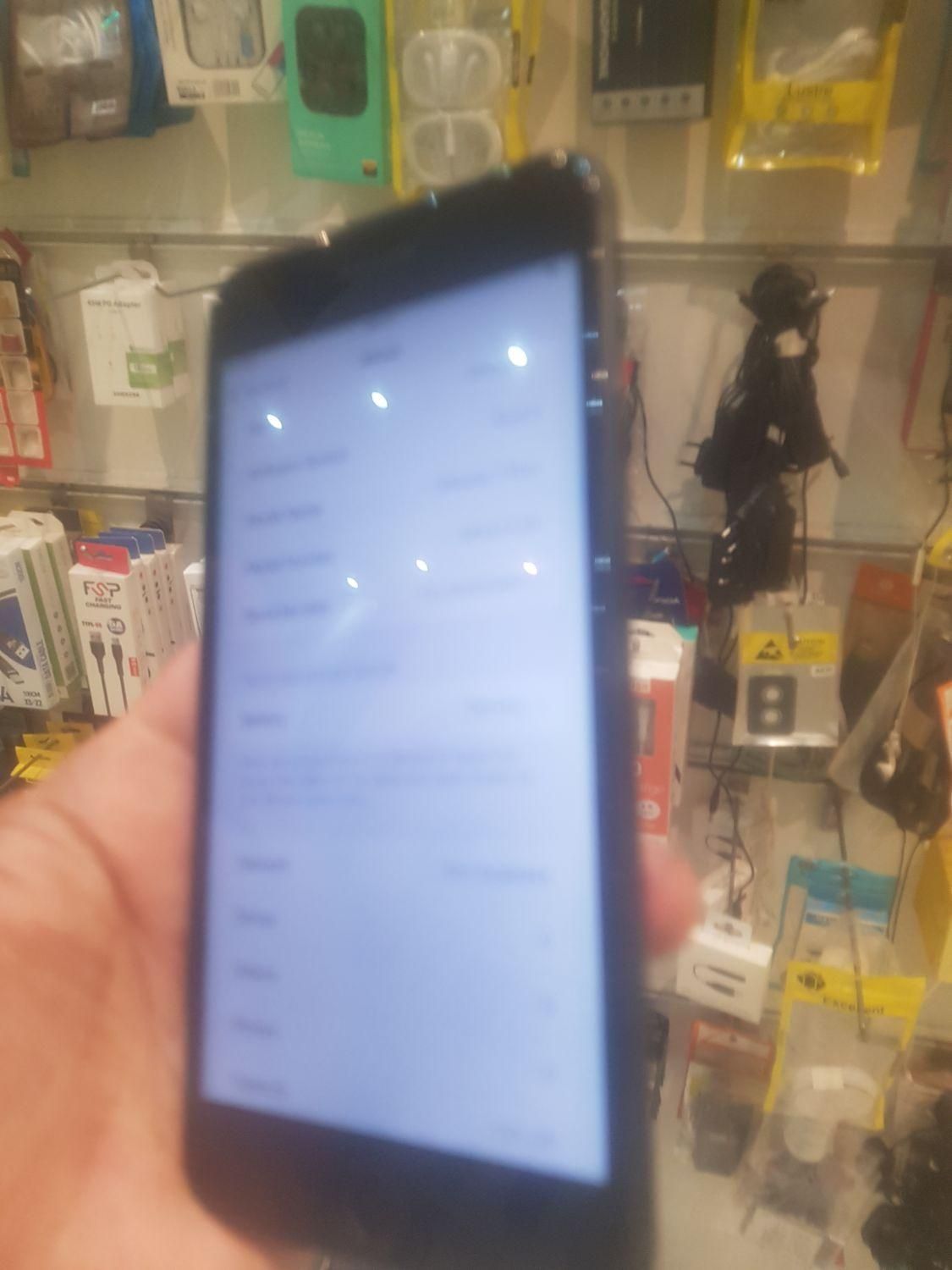 اپل iPhone 7 Plus با حافظهٔ ۱۲۸ گیگابایت|موبایل|اصفهان, باب الدشت|دیوار