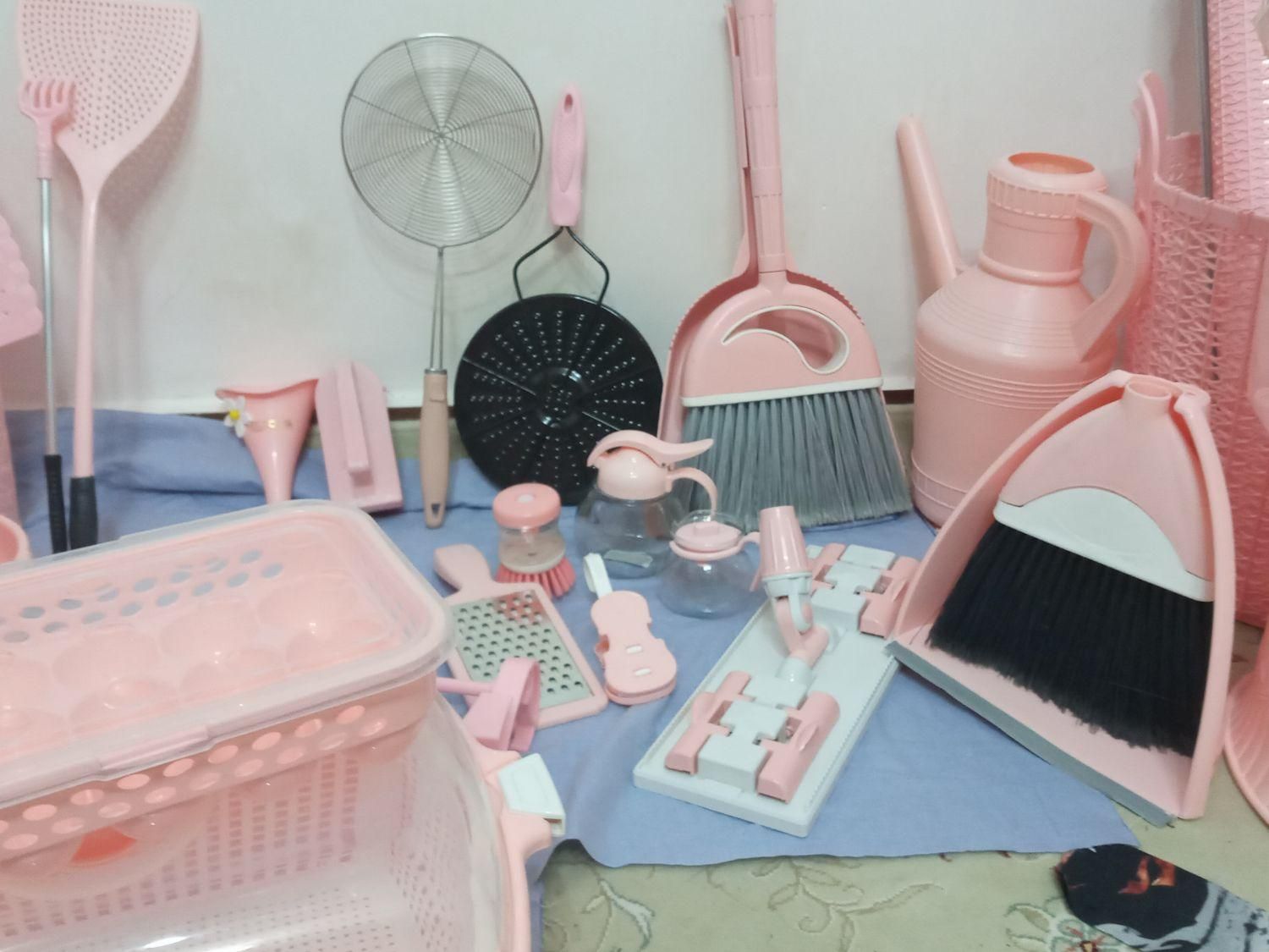 سرویس پلاستیک|ظروف سرو و پذیرایی|تربت جام, نظامی|دیوار