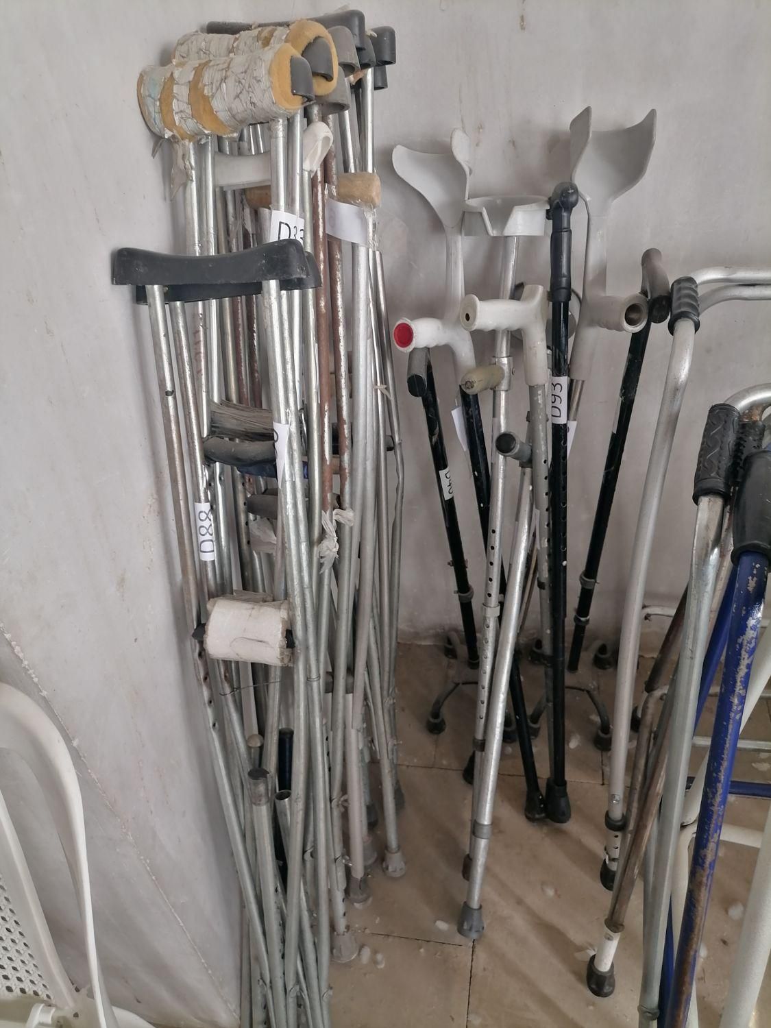 فروش ویلچر و تخت بیمارستانی|آرایشی، بهداشتی، درمانی|نیشابور, شریعتی|دیوار