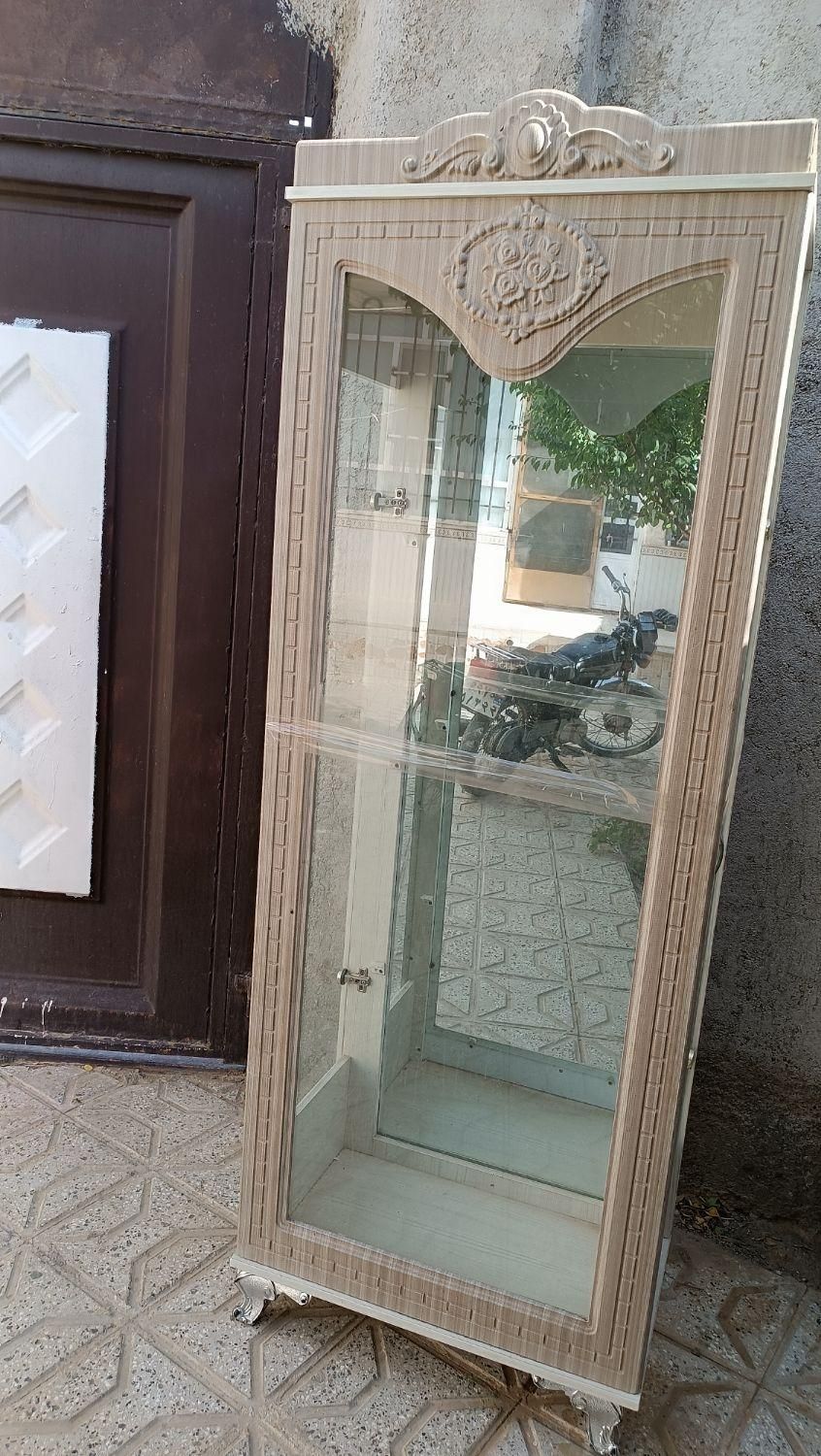 گنجه و بوفه|بوفه، ویترین، کنسول|تربتحیدریه, حاجی یار|دیوار