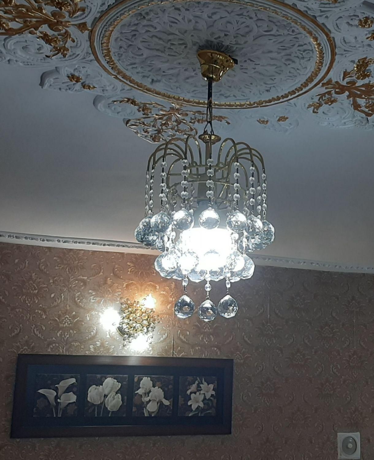 لوستر برنجی و کریستال|لوستر و چراغ آویز|فردیس, |دیوار