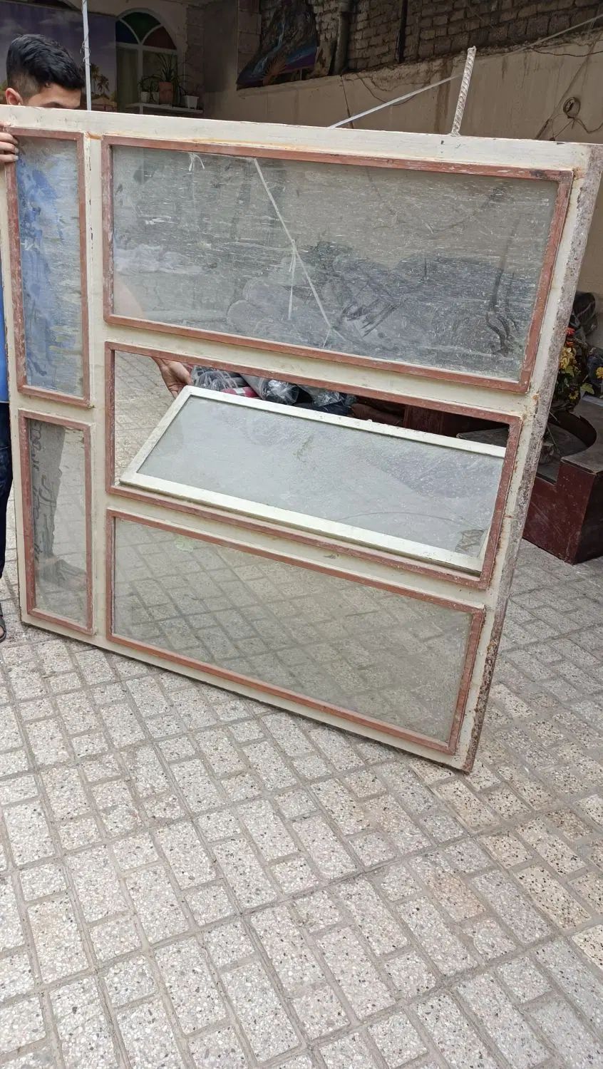 2عدد پنجره و شیشه سکوریت باز شو|حراج|مشهد, ابوذر|دیوار