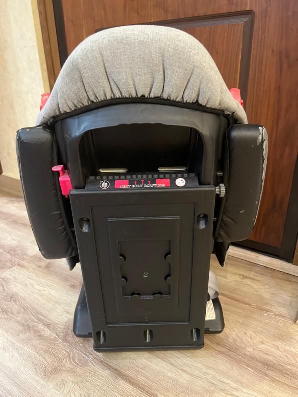 صندلی ماشین کودک|تخت و صندلی بچه|رشت, بلوار گیلان|دیوار