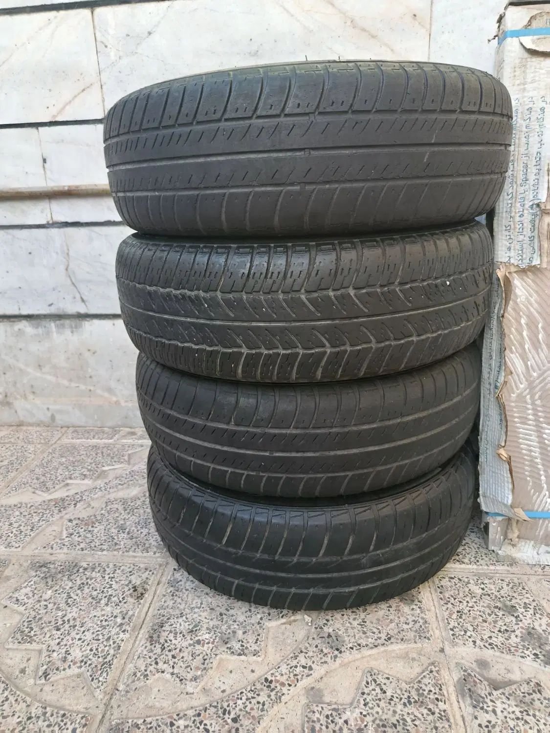 لاستیک 175 سایز 13|قطعات یدکی و لوازم جانبی|کرج, حسین‌آباد|دیوار