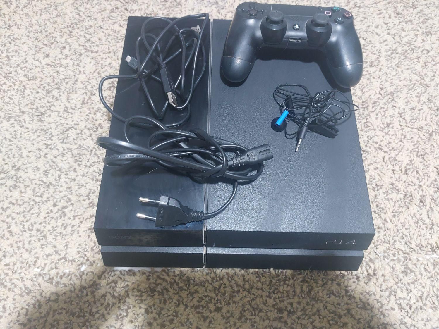 500GB/GO Playstation 4 Fat|کنسول، بازی ویدئویی و آنلاین|شیراز, باهنر|دیوار