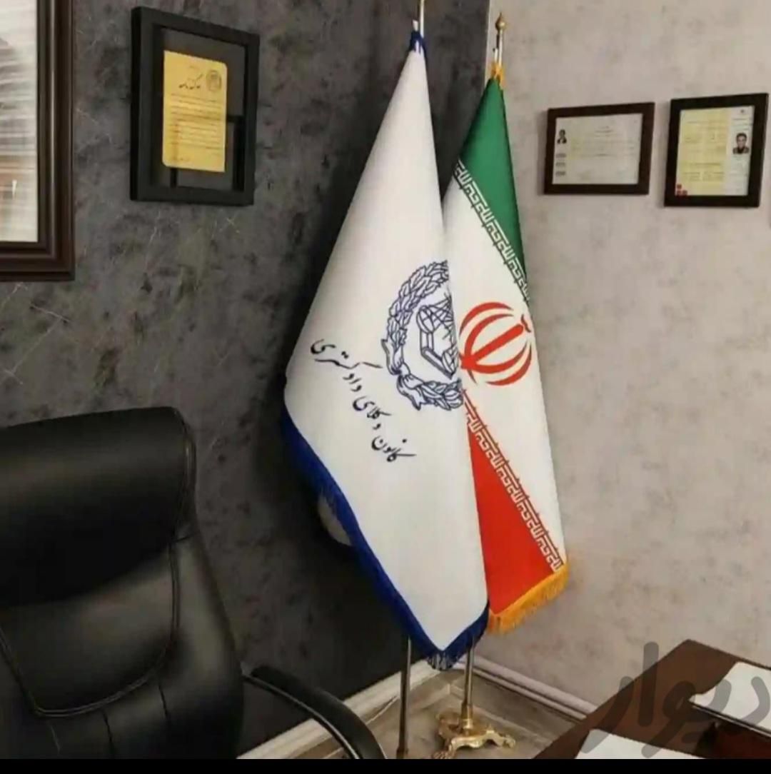 *وکیل،مشاوره و راهنمایی حقوقی رایگان*|فعالیت داوطلبانه|تهران, میدان ولیعصر|دیوار