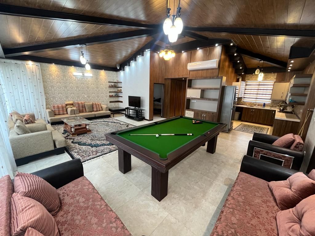 اجاره ویلا کناررودخانه و پل تاریخی زمانخان|اجارهٔ کوتاه‌مدت ویلا و باغ|شهرکرد, |دیوار