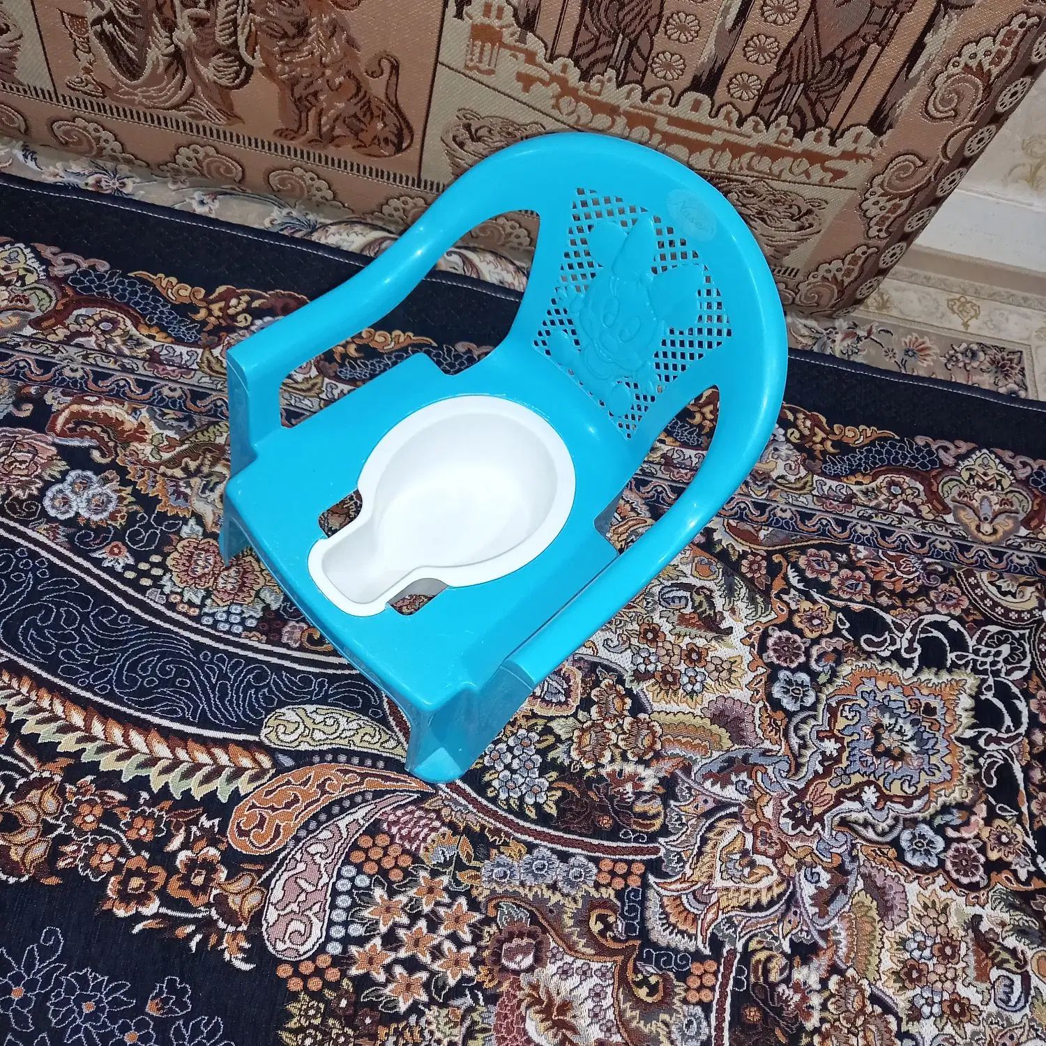 اسکوتر کارکرده بدون شکستگی و صندلی دستشویی|اسباب و اثاث بچه|اهواز, رسالت|دیوار