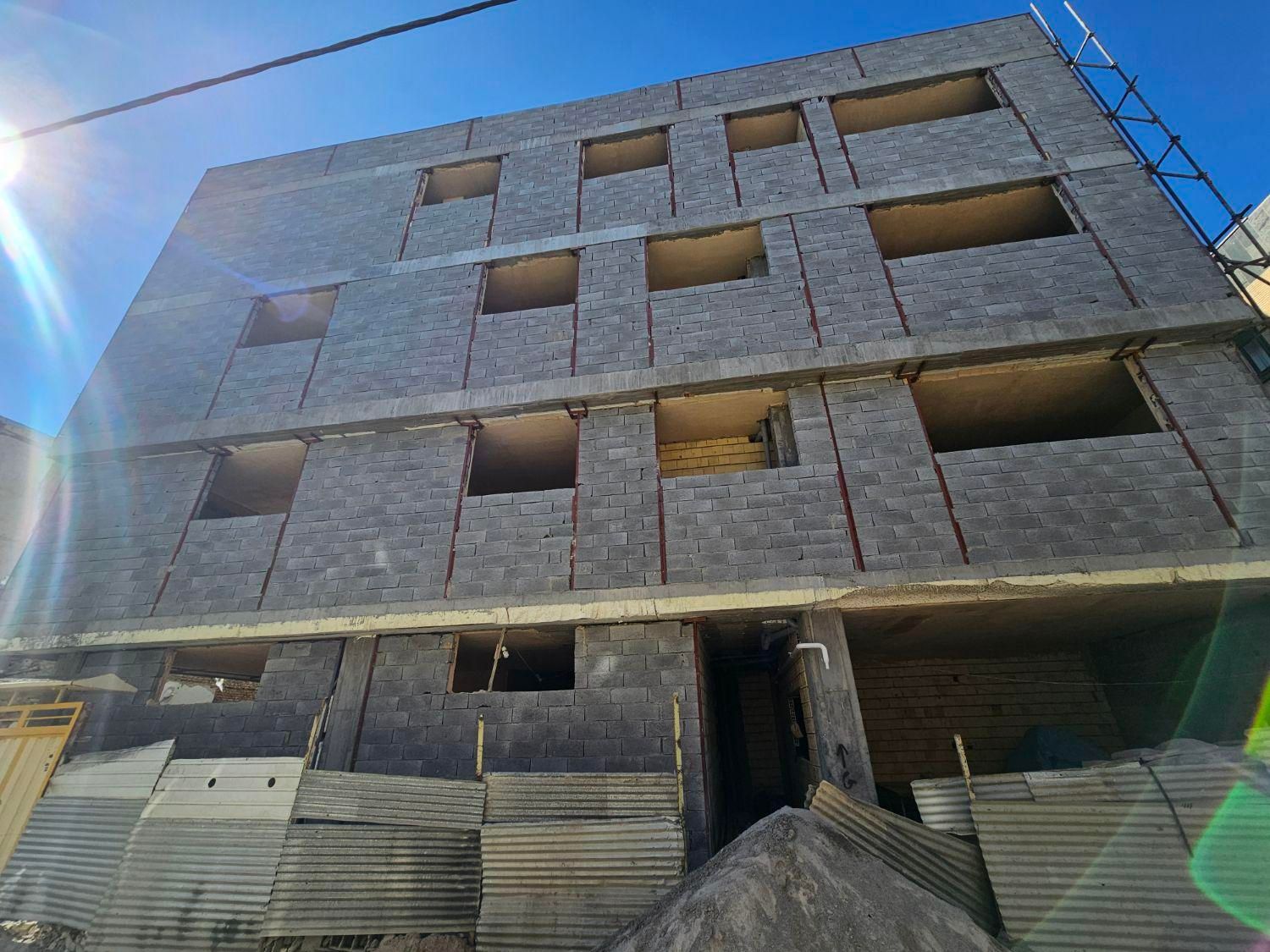 بلوک سبک و فوق سبک لیکا و پرلیت|مصالح و تجهیزات ساختمان|نائین, |دیوار