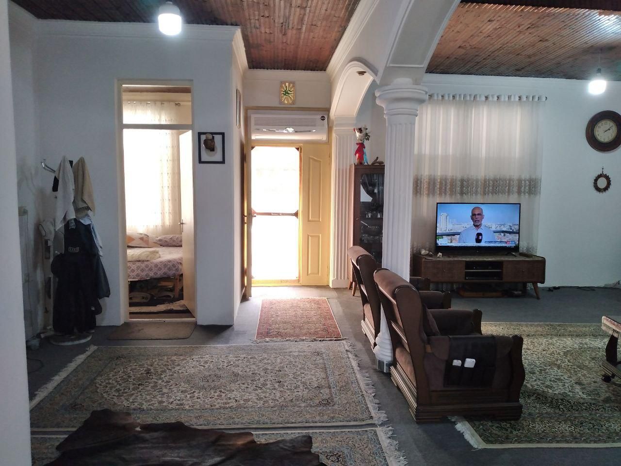 خانه ویلایی ۲۲۵ متر، تهاتر با واحد تجاری در رشت|فروش خانه و ویلا|رشت, آب و برق|دیوار