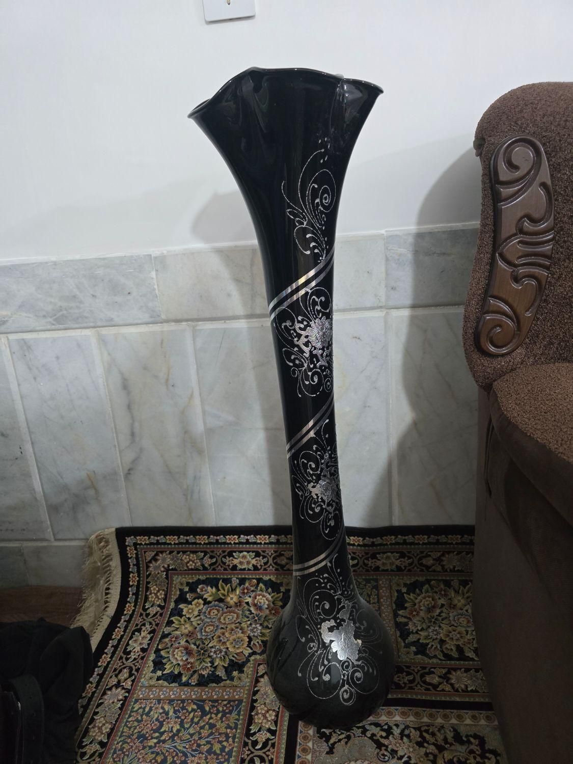 گلدان شیشه ای|مجسمه، تندیس، ماکت|سبزوار, همت|دیوار