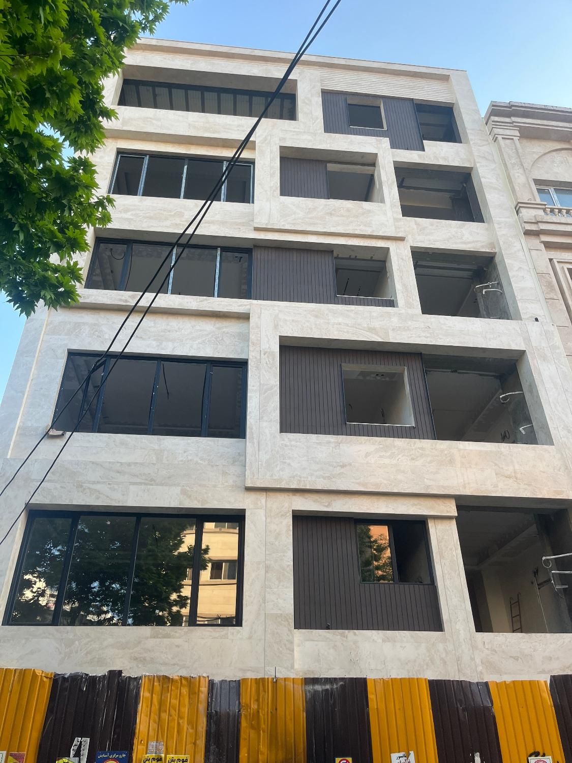 مشارکت رسالت ۲۹۷ متری با بر ۱۵ متری|مشارکت در ساخت املاک|رشت, فلسطین|دیوار