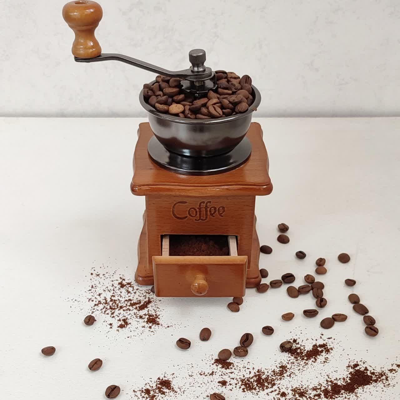آسیاب قهوه خردکن دستی پایه چوبی|قوری، کتری، قهوه‌ساز دستی|تهران, تهرانپارس غربی|دیوار