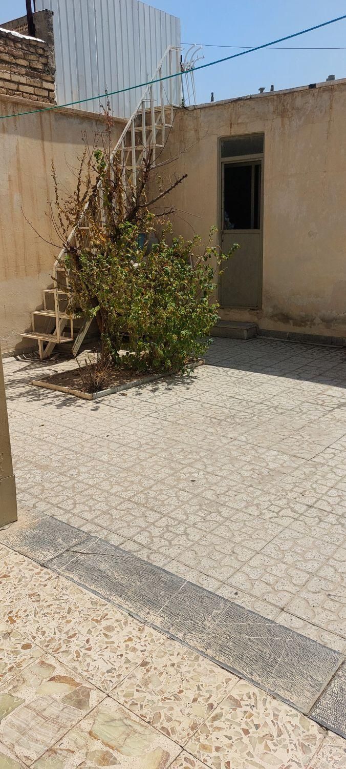 فروش منزل کلنگی ۱۵۰ متری در همت‌آباد|فروش زمین و ملک کلنگی|اصفهان, همت‌آباد|دیوار