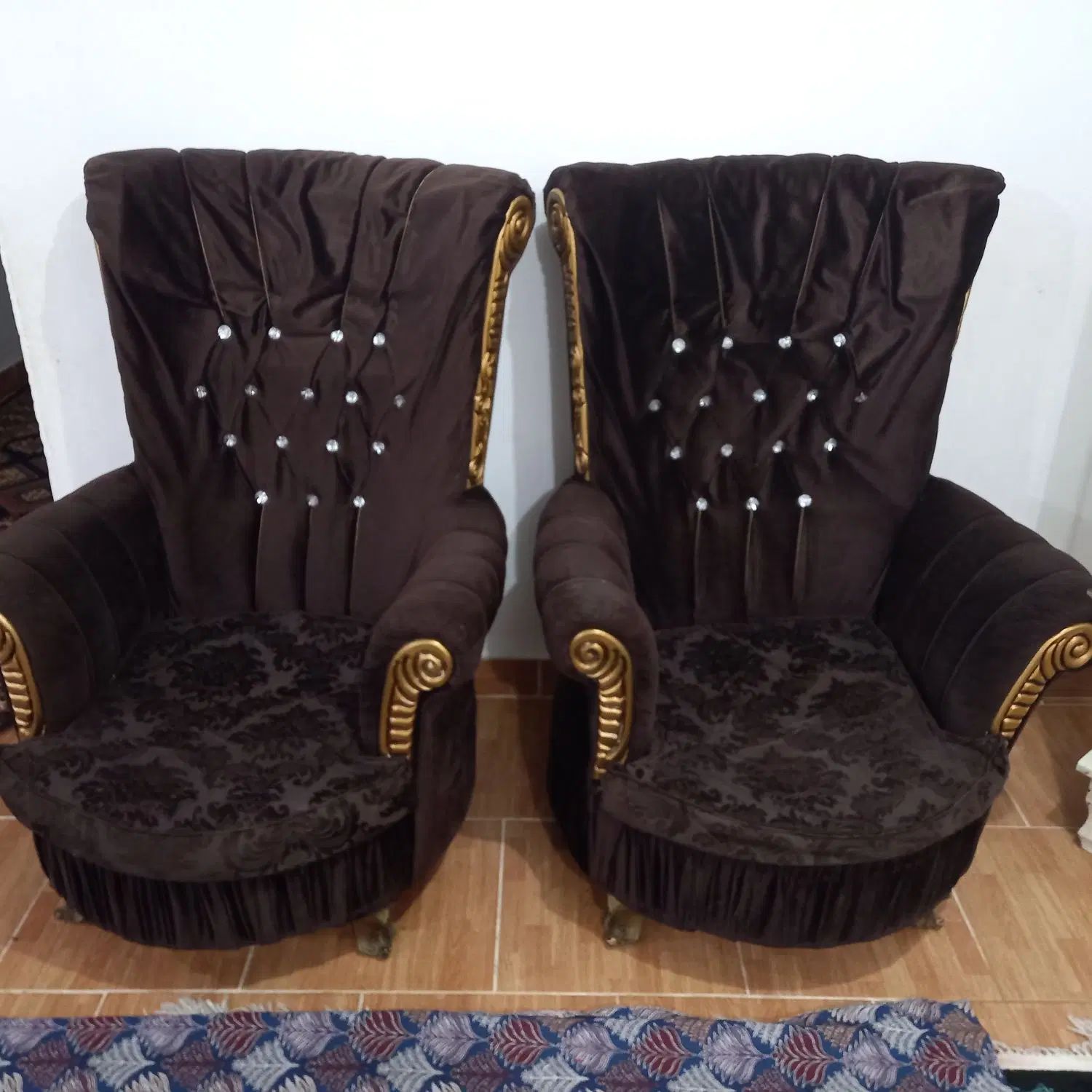 مبلمان کارکرده|مبلمان خانگی و میز عسلی|رشت, پسیخان|دیوار