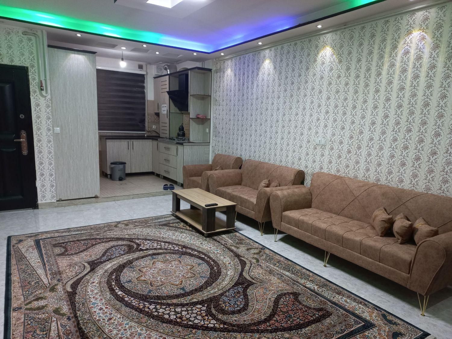 اجاره سوییت منزل پاسخگویی ۲۴ساعت|اجارهٔ کوتاه‌مدت آپارتمان و سوئیت|همدان, |دیوار
