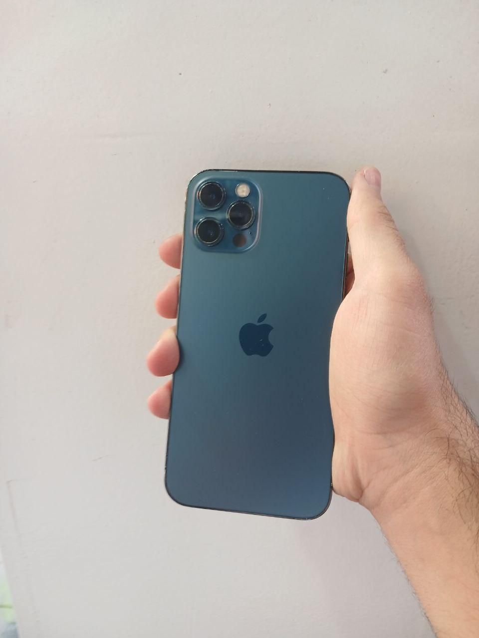 اپل iPhone 12 Pro با حافظهٔ ۱۲۸ گیگابایت|موبایل|تهران, پیروزی|دیوار