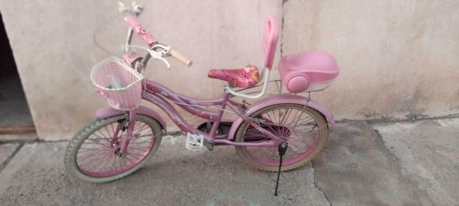 دوچرخه دخترونه.سایز۲۰.خیلی کم استفاده شده.|دوچرخه، اسکیت، اسکوتر|تبریز, |دیوار