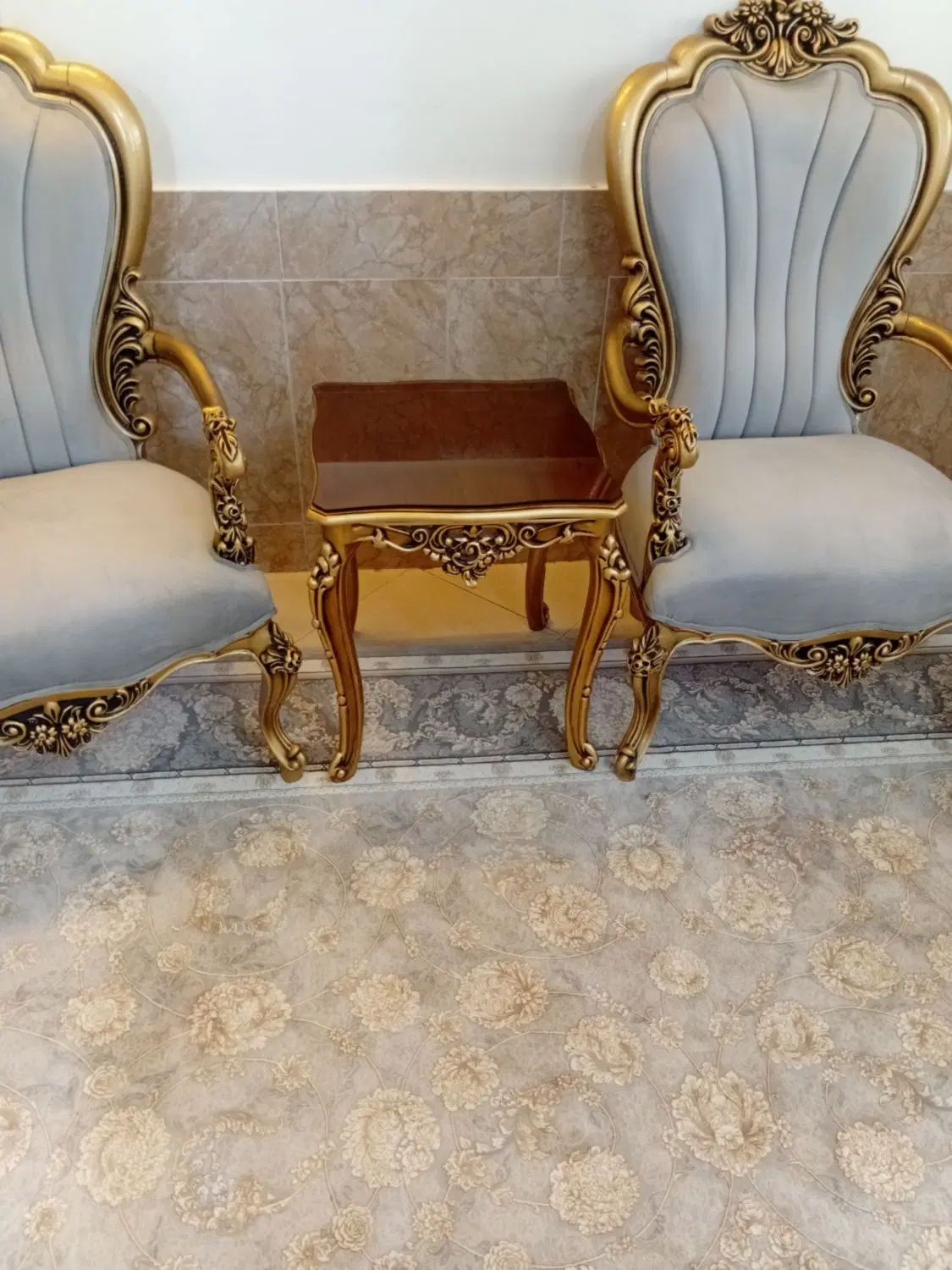 مبلمان کلاسیک سلطنتی در حد نو|مبلمان خانگی و میز عسلی|اصفهان, کنگاز|دیوار