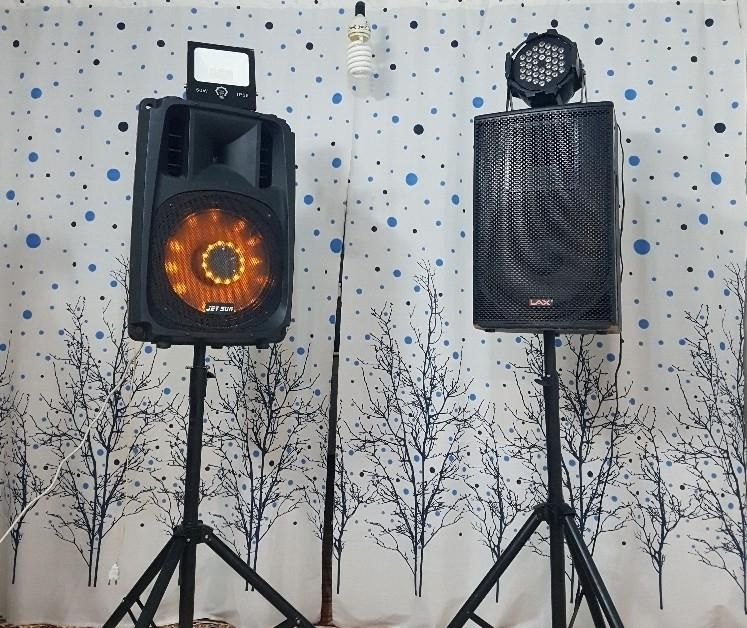 اجاره باند پروژکتور ریسه رقص نور مشعل فرش قرمز|خدمات پذیرایی، مراسم|زنجان, |دیوار