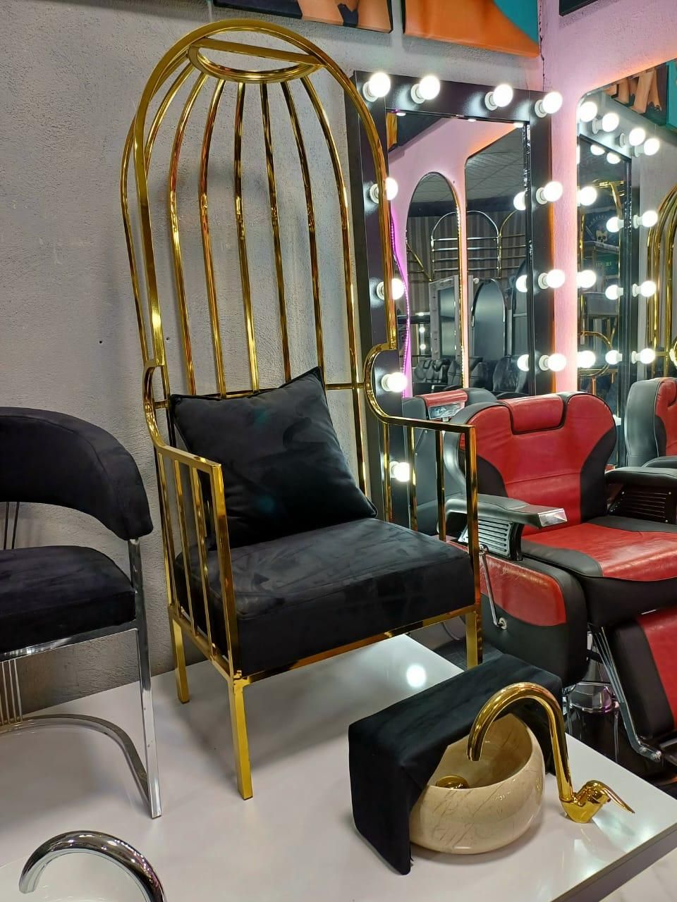 مبل پدیکور با استیج فومیزه ضد آب|آرایشگاه و سالنهای زیبایی|اصفهان, ملاصدرا|دیوار