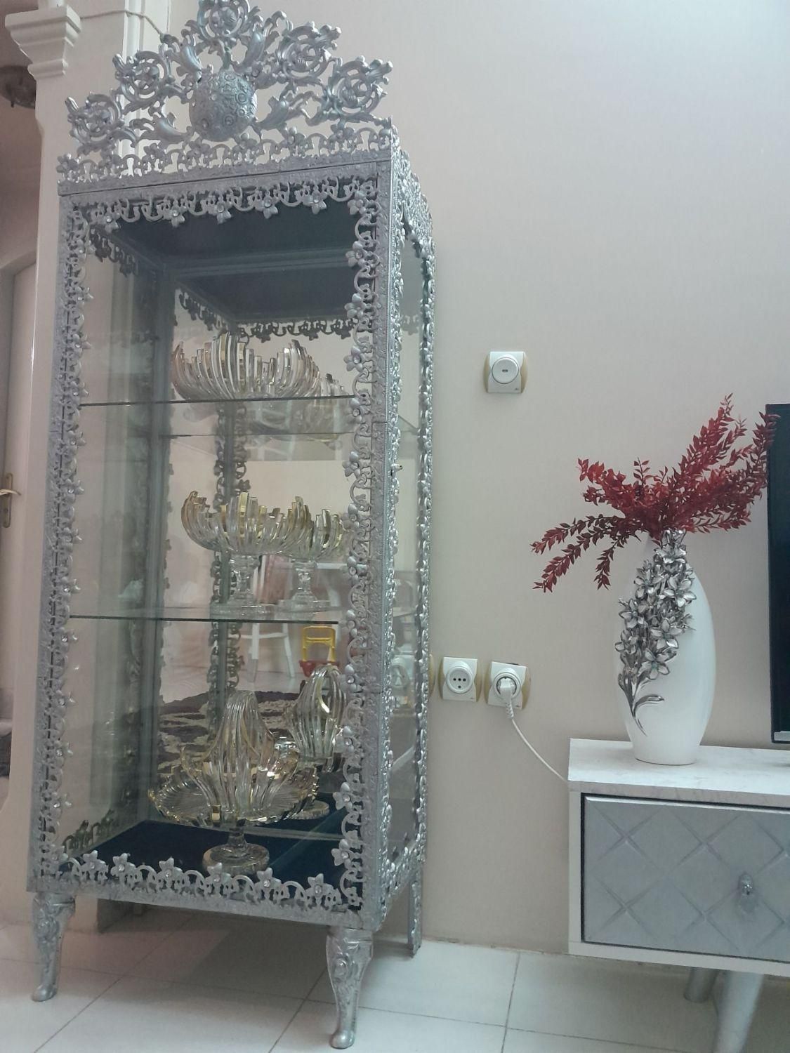بوفه ، کنارسالنی ، گنجه ،کنسول|بوفه، ویترین، کنسول|مشهد, صیاد شیرازی|دیوار