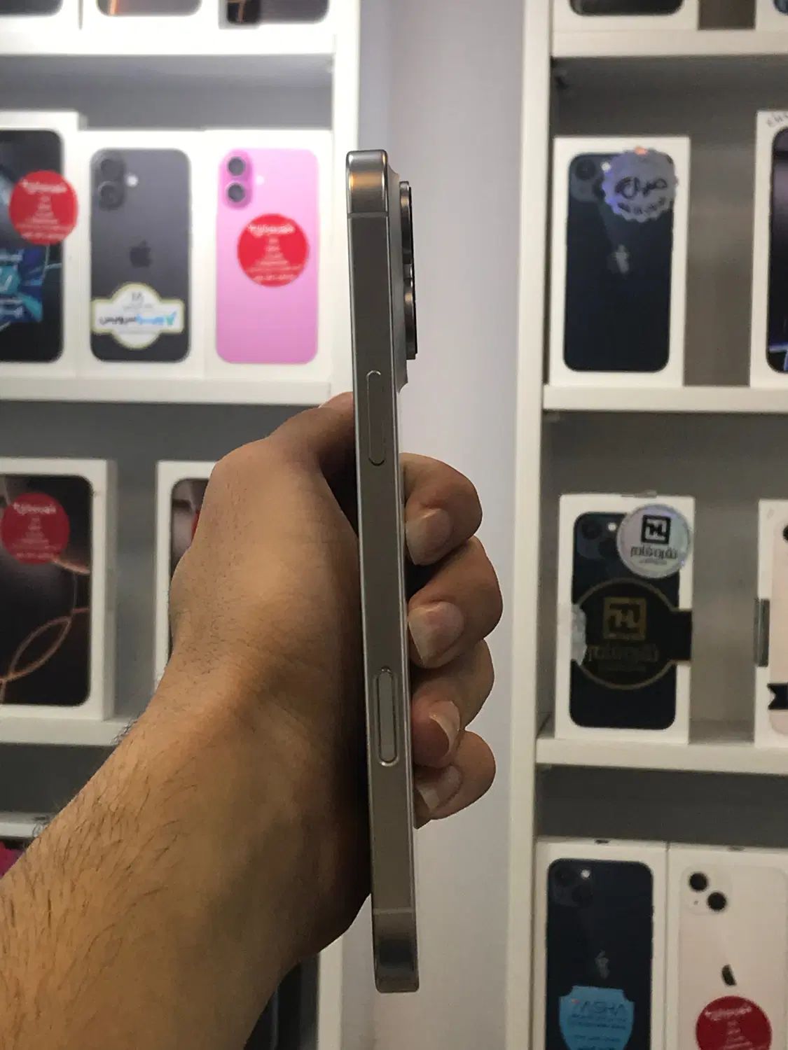 گارانتی ۱۵ ماهiPhone 16 pro max|موبایل|رشت, بازار|دیوار