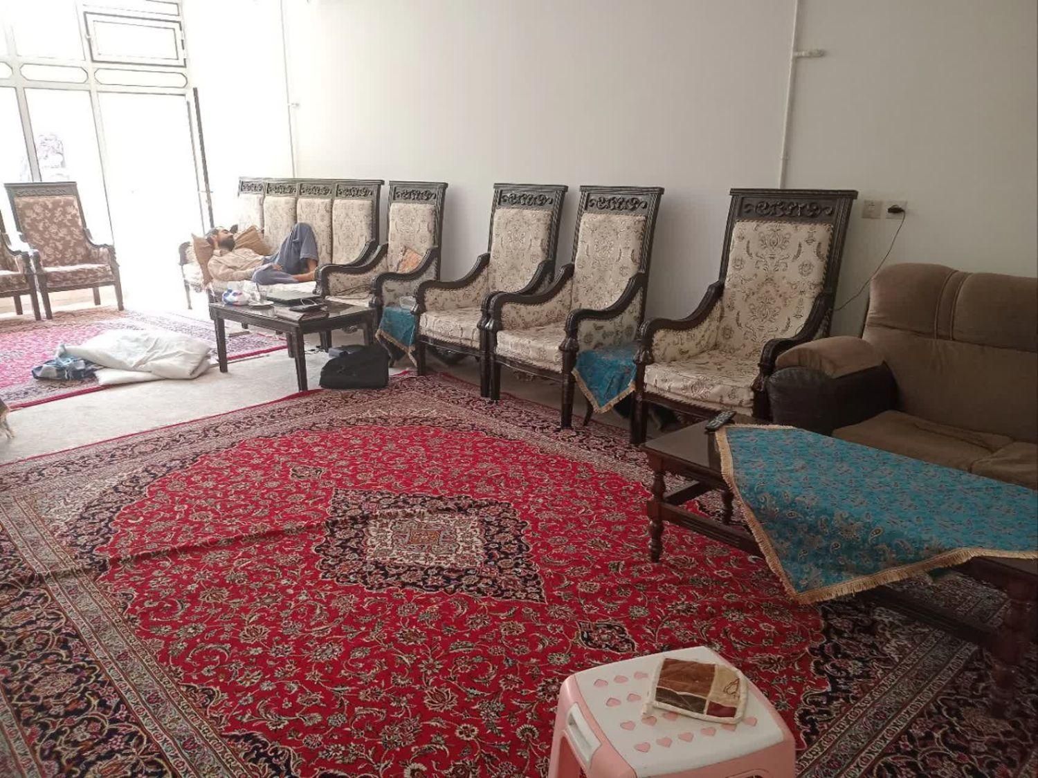 فروش خانه ویلایی ۲۳۰ متری ۳ خوابه در قائمیه|فروش خانه و ویلا|اصفهان, قائمیه|دیوار