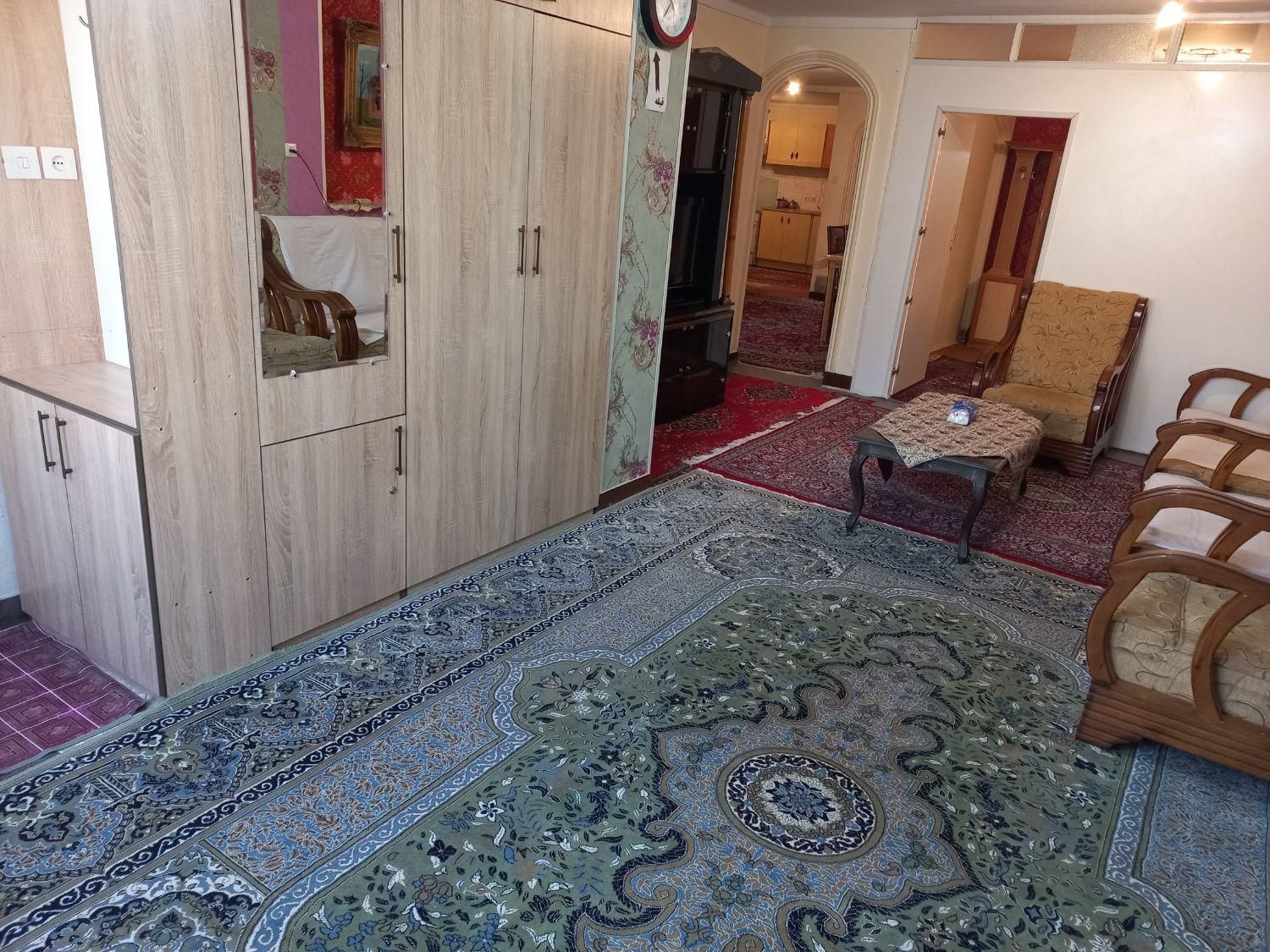 سوئیت منزل بزرگ اجاره برای مسافرین محترم|اجارهٔ کوتاه‌مدت آپارتمان و سوئیت|همدان, |دیوار