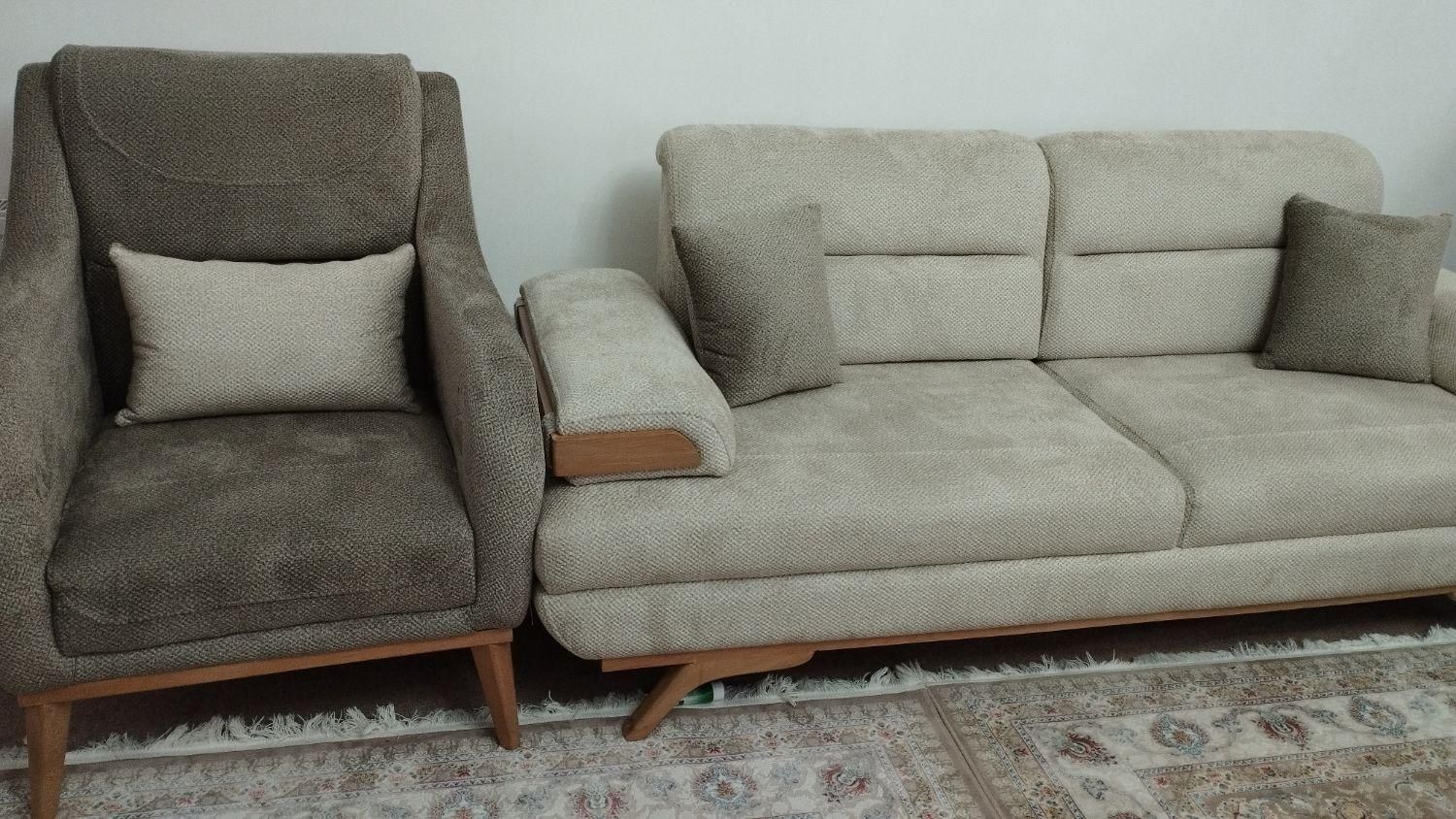 مبل ۸ نفره|مبلمان خانگی و میز عسلی|رشت, خمیران زاهدان|دیوار