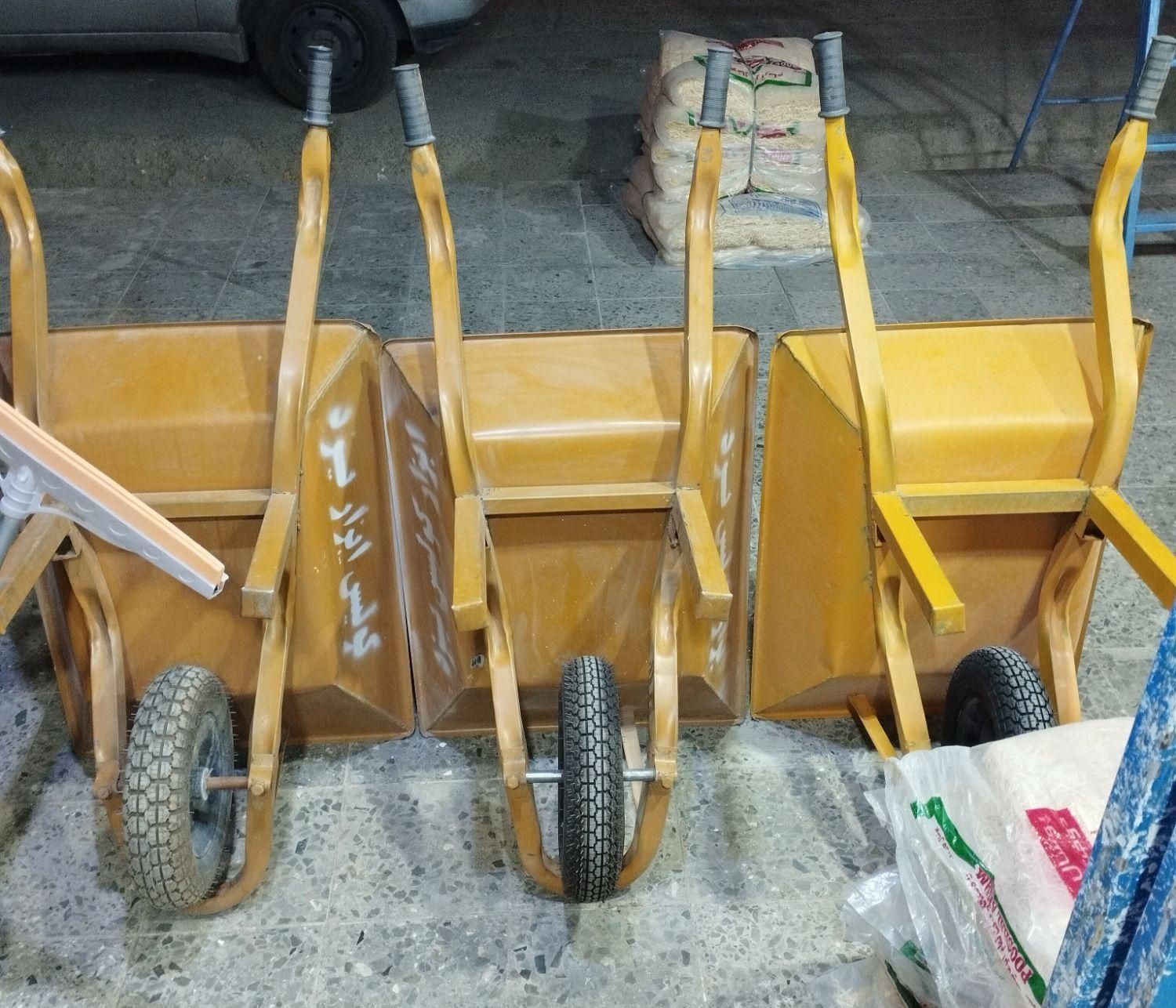 (فرغون کبیر یزد ورق ضخیم) (ابزارآلات ابوالفضل)|مصالح و تجهیزات ساختمان|زاهدان, |دیوار