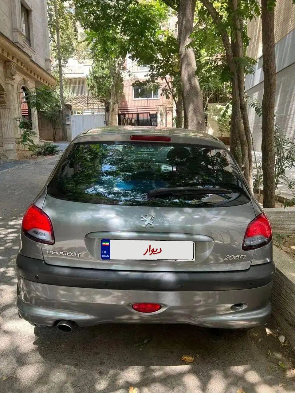 پژو ۲۰۶ تیپ ۶ سال ۸۹|خودرو سواری و وانت|تهران,  امام زاده قاسم (نیاوران)|دیوار