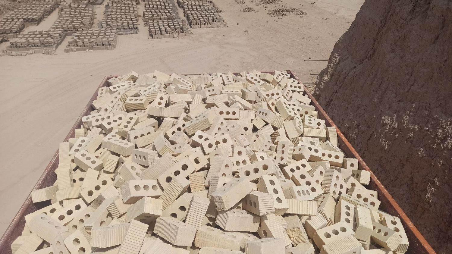 آجر سفال سه گل درجه یک|مصالح و تجهیزات ساختمان|مرودشت, کوشک|دیوار