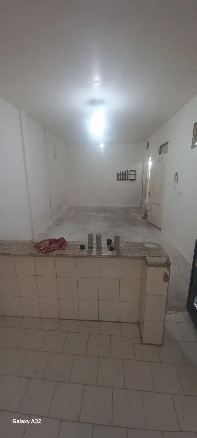 اجاره آپارتمان ۴۳ متر مناسب مجرد فلاح سجاد karen|اجارهٔ آپارتمان|تهران, یافت‌آباد|دیوار
