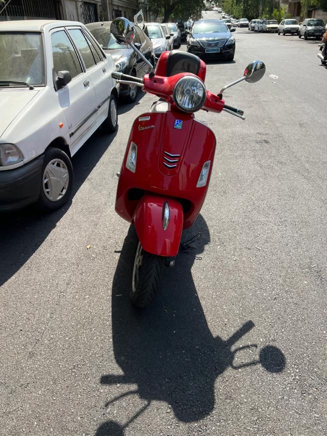 وسپا جی تی اس مدل ۹۸|موتورسیکلت|تهران, نیاوران|دیوار