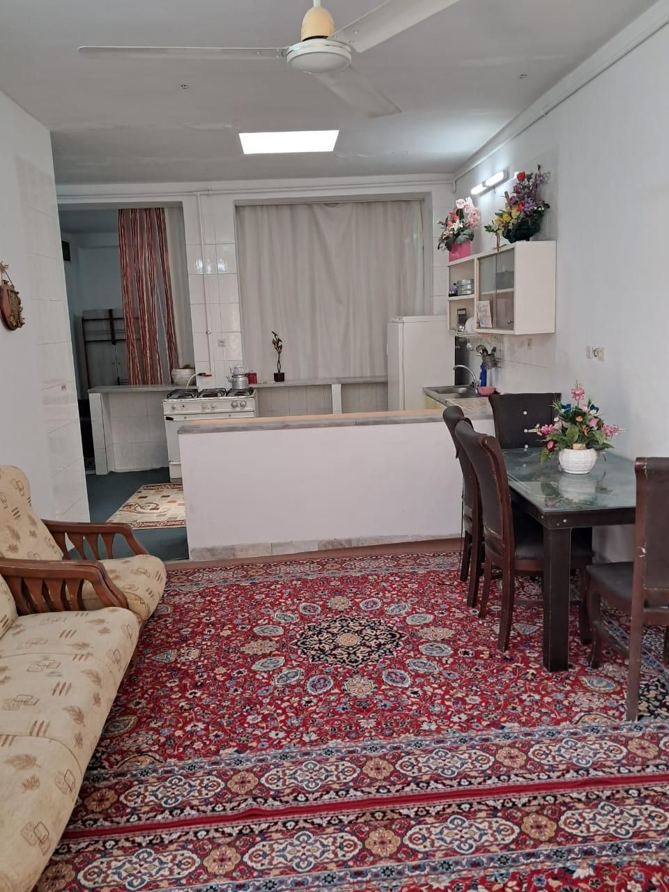 سوییت همکف دربست باپارکینگ پاسداران شهید صدوقی|اجارهٔ کوتاه‌مدت آپارتمان و سوئیت|یزد, |دیوار