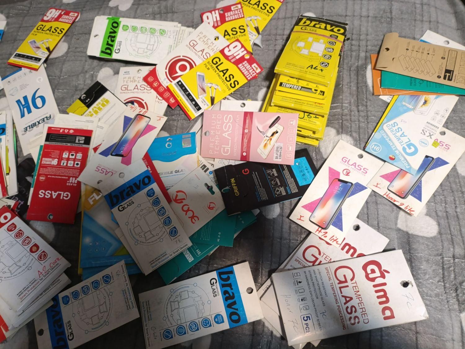 گلس موبایل|لوازم جانبی موبایل و تبلت|صفادشت, |دیوار