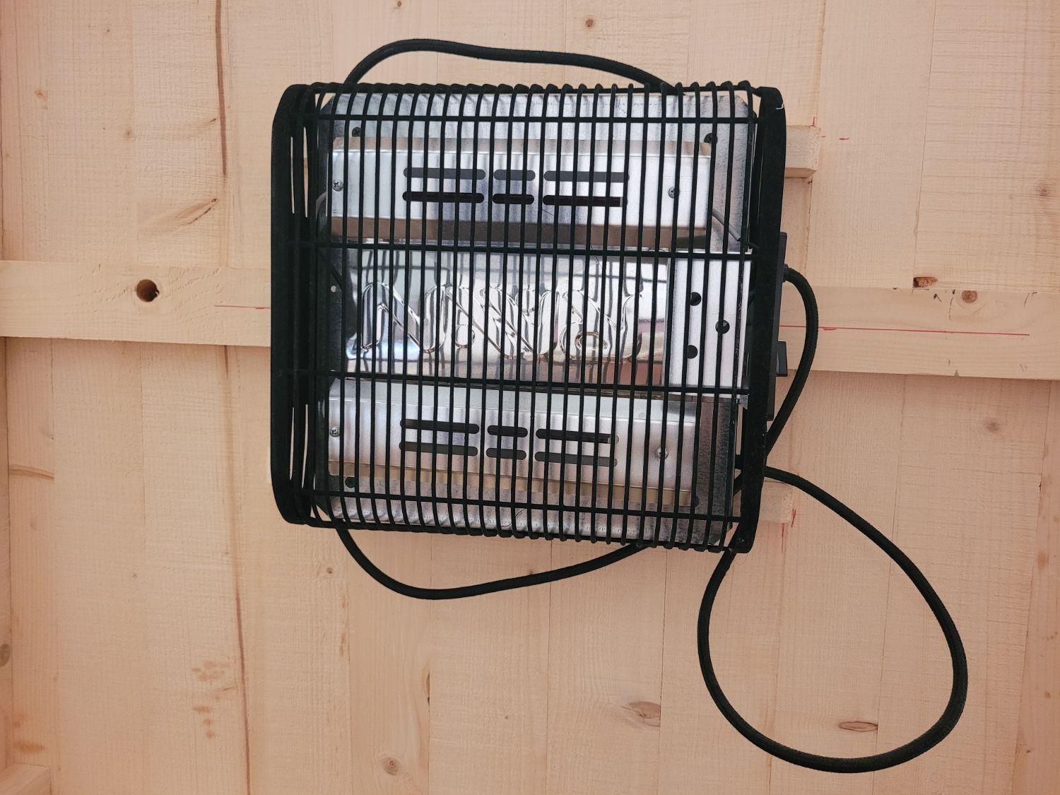 میز کرسی چوب روس سفارشی ساز به همراه هیتر برقی|مبلمان خانگی و میز عسلی|قم, دورشهر|دیوار