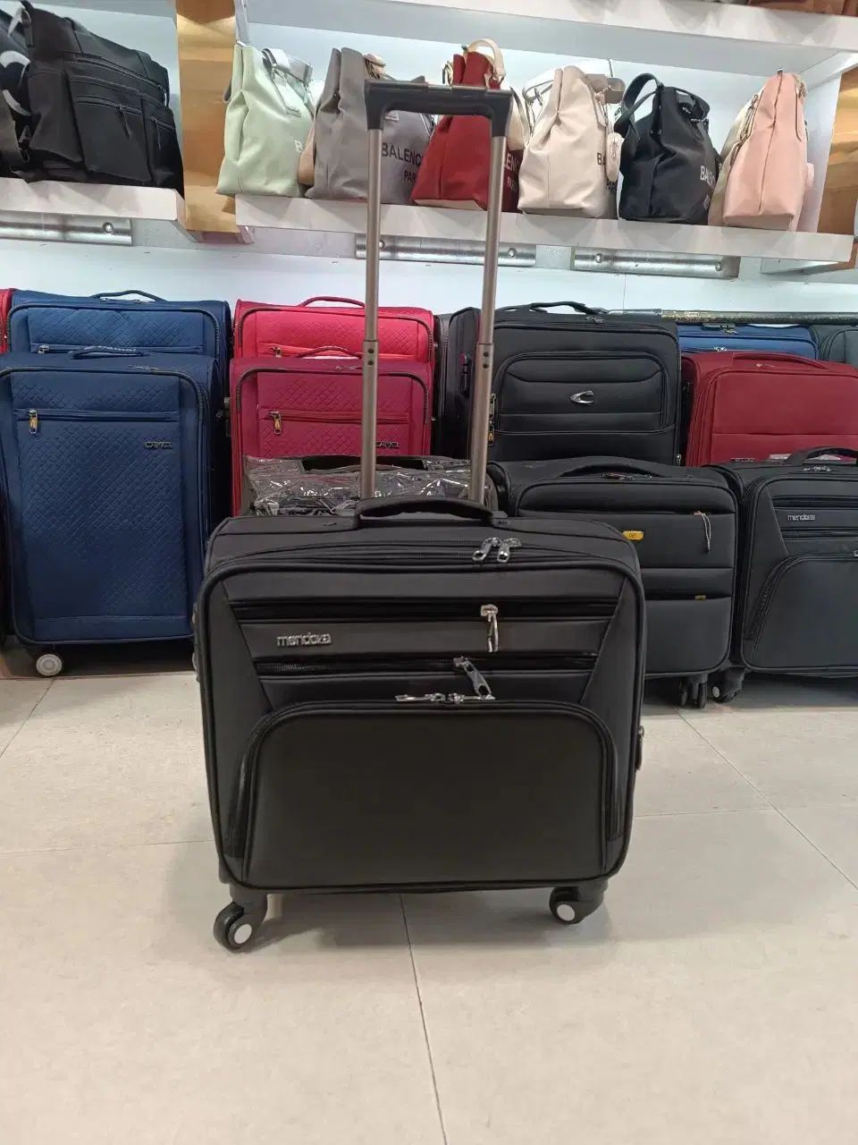 چمدان خلبانی دسته خارجی چرخ گردون 360 درجه|کیف، کفش، کمربند|مشهد, طلاب|دیوار