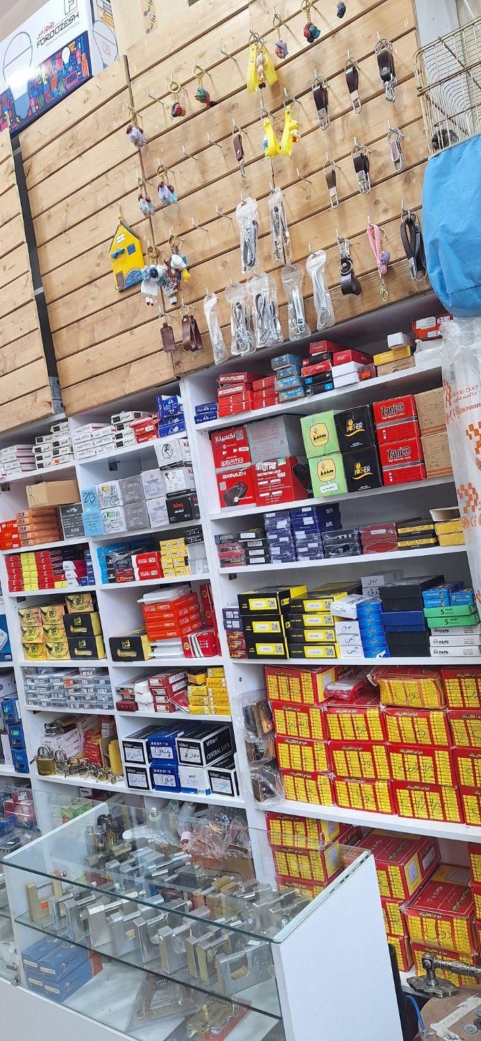 کلیدسازی قفل و دستگیره شبانه روی آلفا|خدمات پیشه و مهارت|تهران, سازمان برنامه شمالی|دیوار