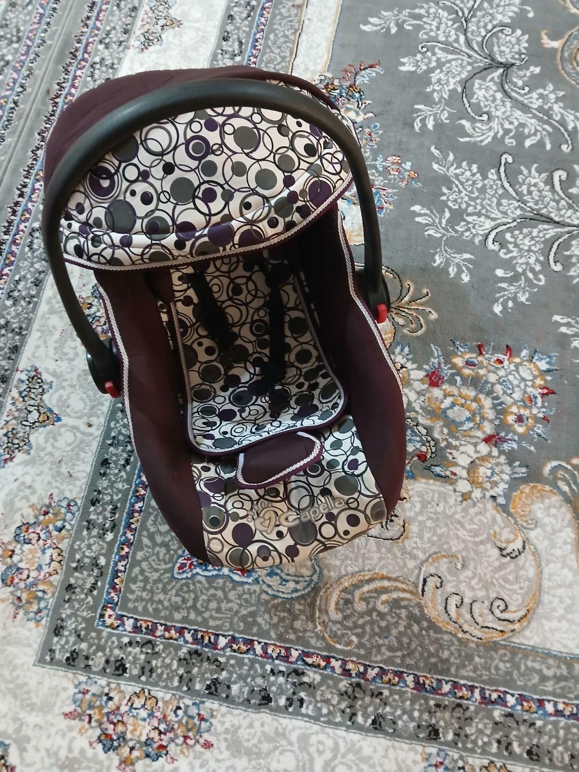 کریر|کالسکه و لوازم جانبی|شیراز, فرگاز|دیوار