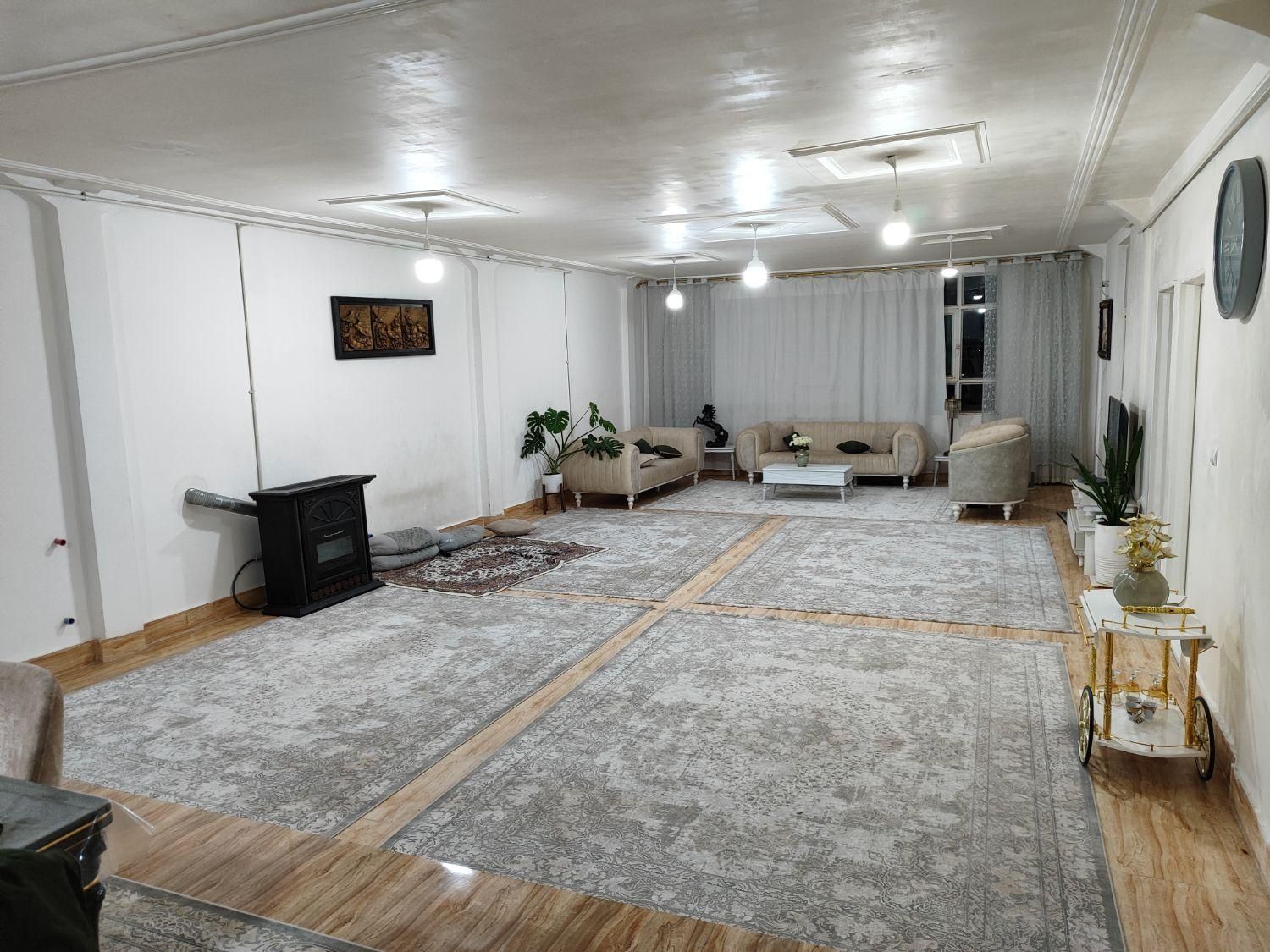 فروش آپارتمان ۱۸۰ متری ۳ خوابه|فروش آپارتمان|الشتر, |دیوار