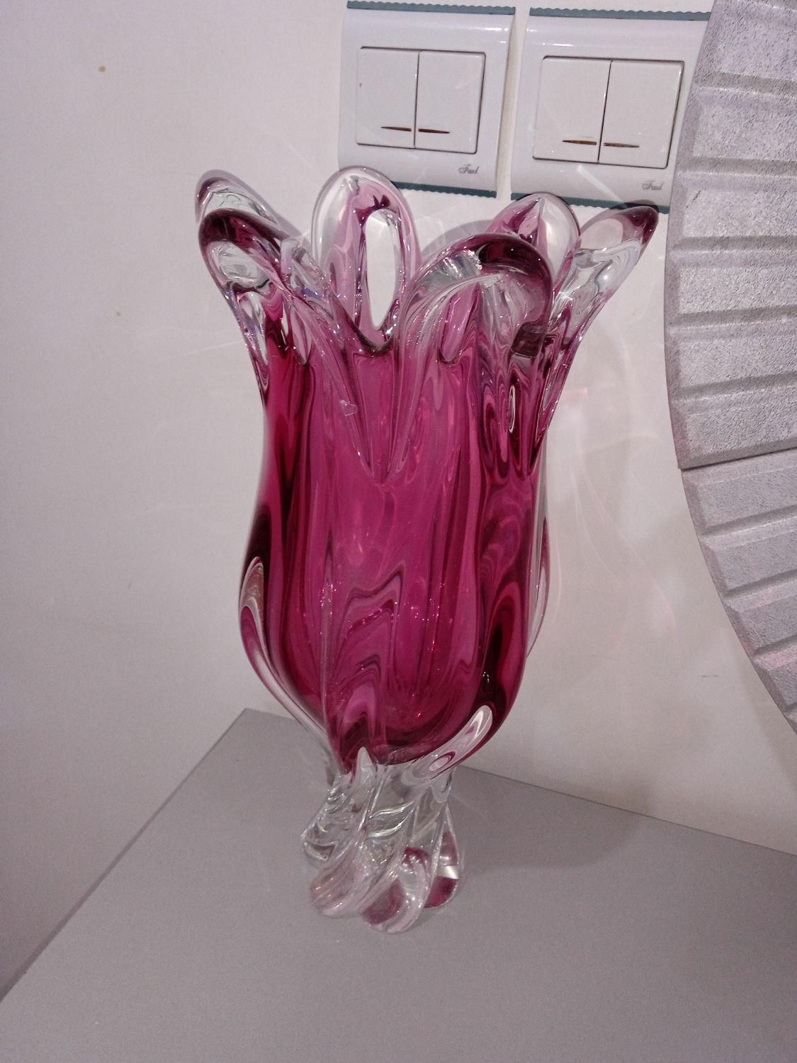 گلدان بلور اصل چک|کلکسیون اشیاء عتیقه|ارومیه, |دیوار