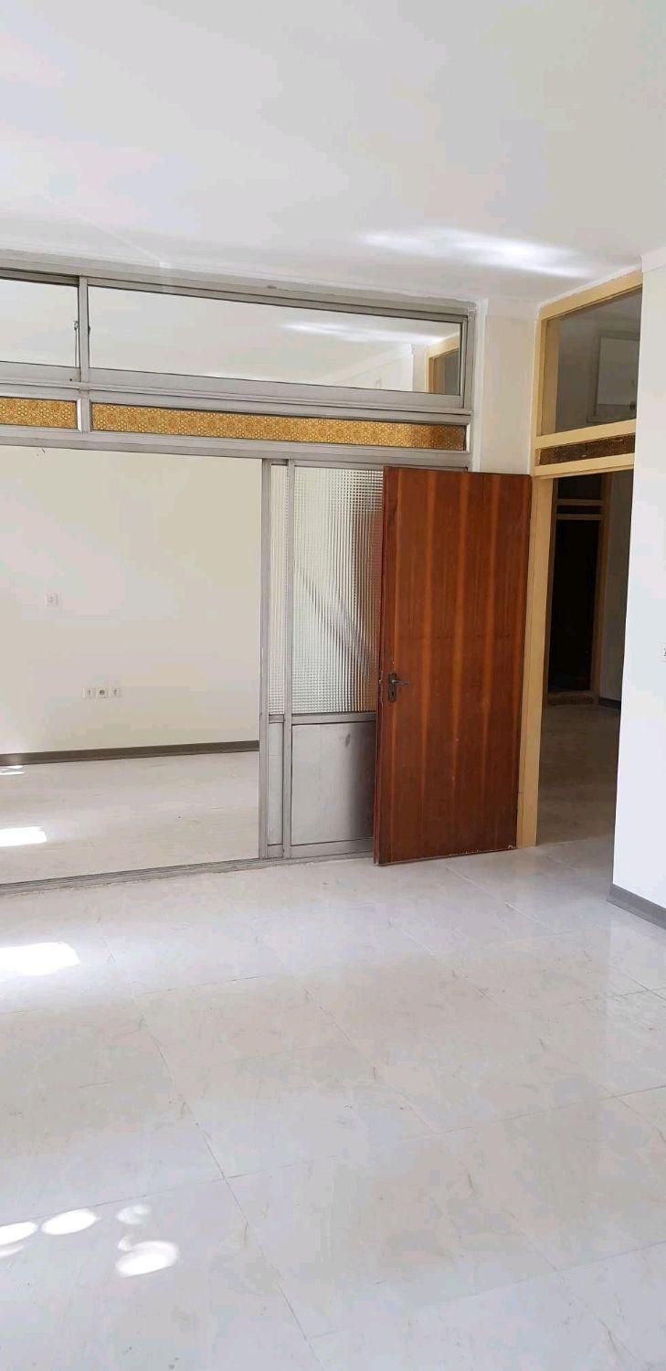 ۱۷۰ متر ۴ خواب / پنج آذر|اجارهٔ دفتر کار، اتاق اداری، مطب|گرگان, |دیوار