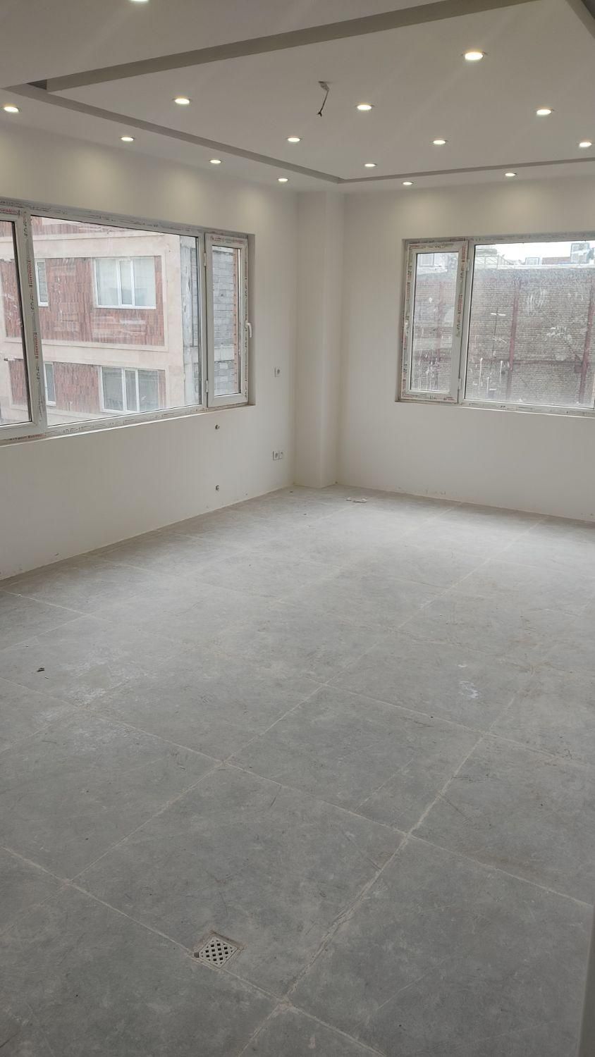 فروش ملک تجاری اداری در بهترین لوکیشن|فروش دفتر کار، اتاق اداری، مطب|سنندج, |دیوار