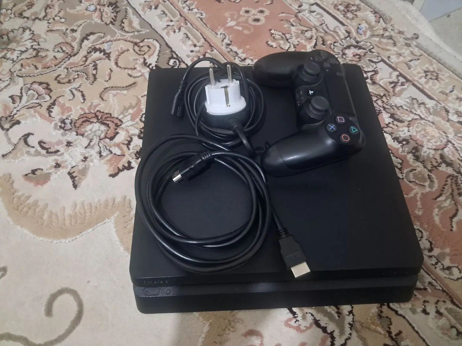 ps4اسلیم اکانتی یک ترا سالم تمیز درحدآک پلمپ خانگی|کنسول، بازی ویدئویی و آنلاین|قم, نیروگاه|دیوار