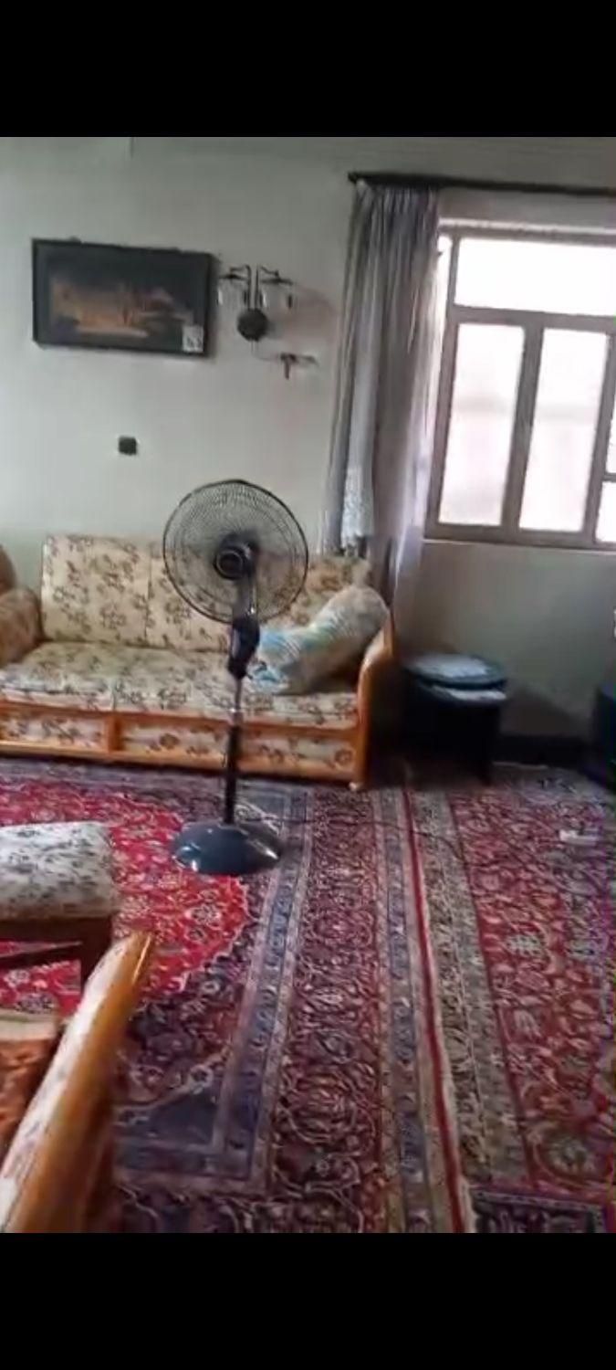 فروش خانه ویلایی ۳۶۰ متری رشت|فروش خانه و ویلا|رشت, عینک|دیوار