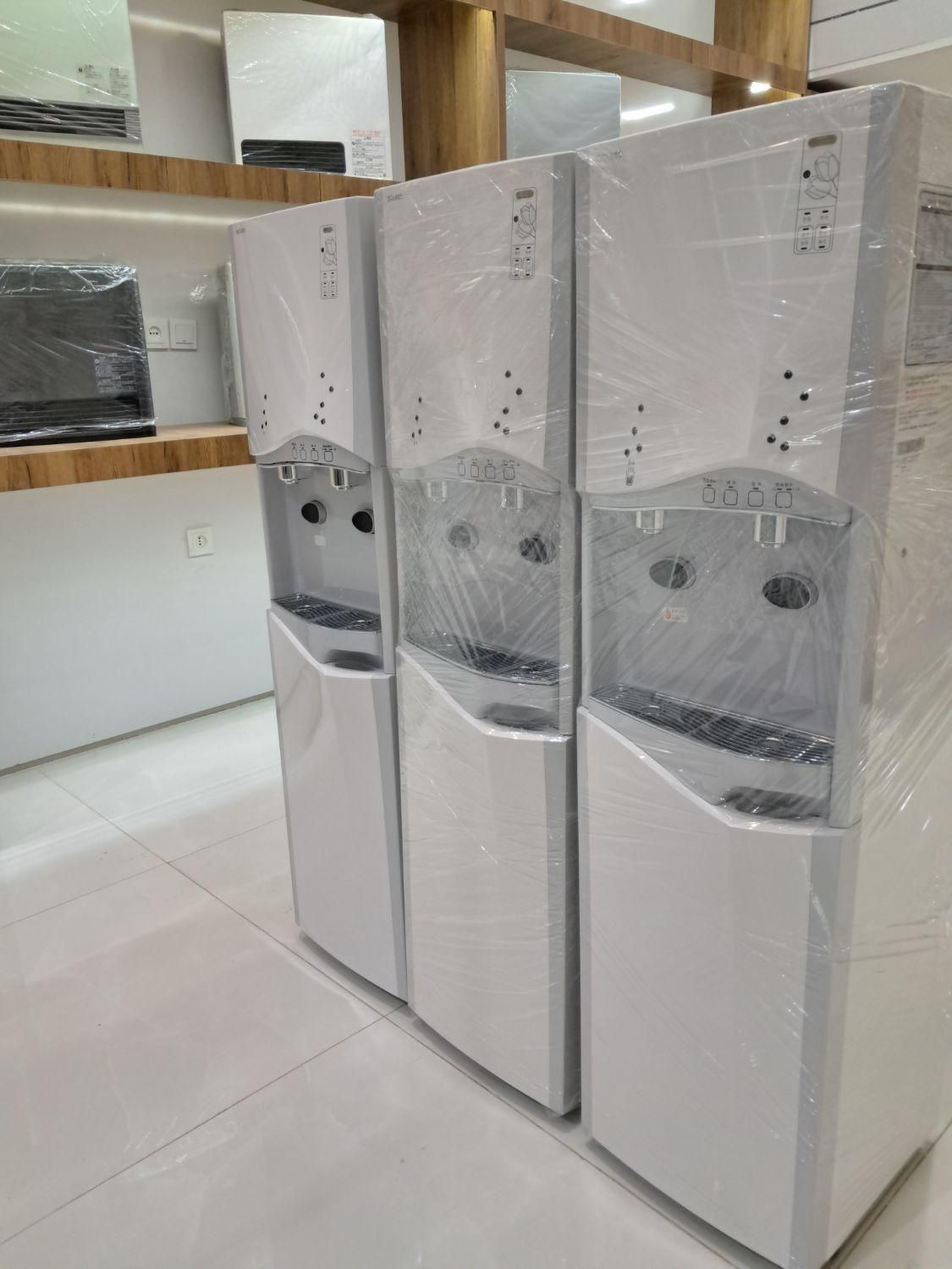 آبسردکن ** اصل کُره ** مجهز به آب تصفیه موتور LG|آب‌سردکن و تصفیه آب|اصفهان, پل شریعتی|دیوار