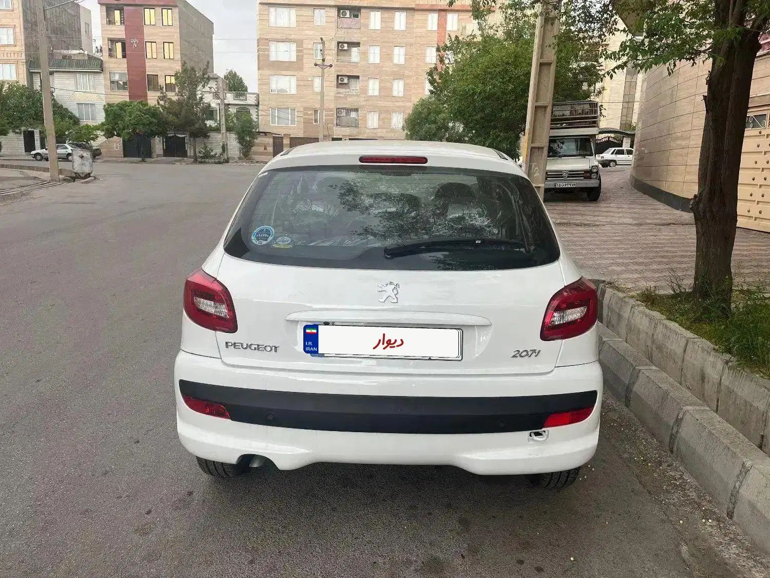 پژو 207دستی موتور tu5هیدرولیک سقف فلز ارتقایافته|خودرو سواری و وانت|قزوین, |دیوار