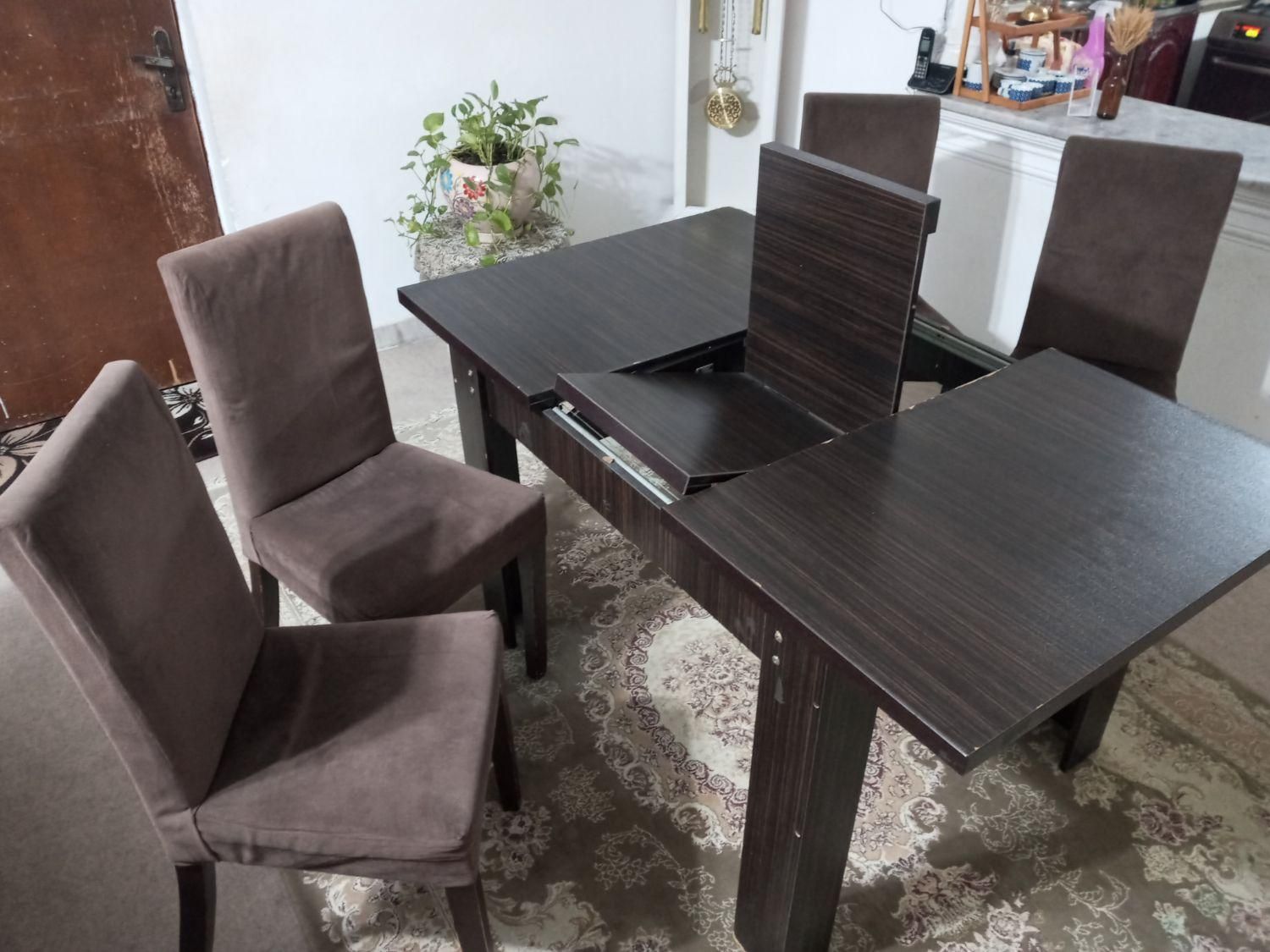 میز غذاخوری 4نفره تبدیل میشه به 6نفره|میز و صندلی غذاخوری|رشت, حمیدیان|دیوار